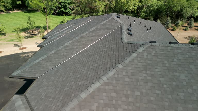 Emergency Roof Repair in Grandview, TX